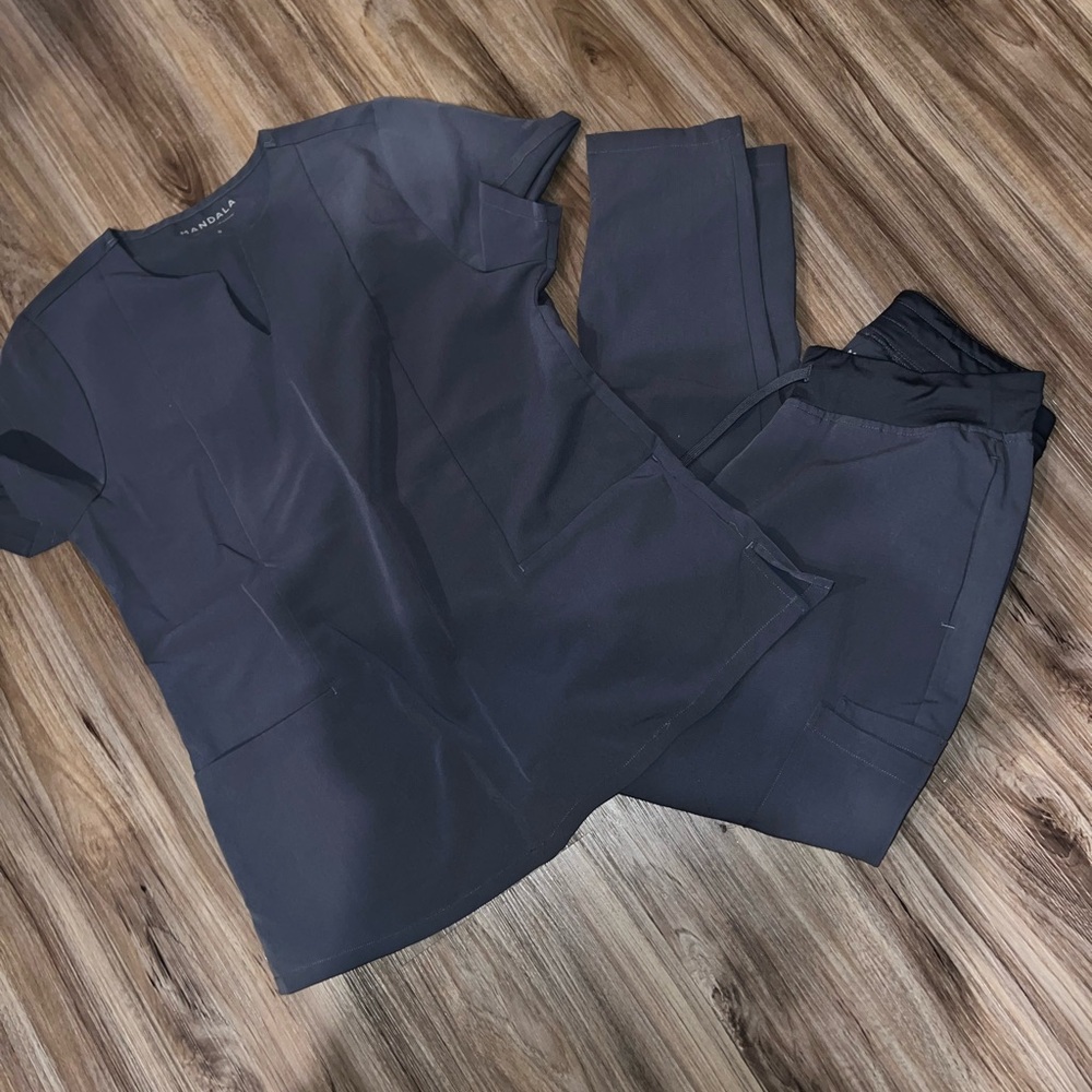 Dark Gray Women's Scrub Set
